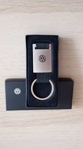 Volkswagen junge fahrer - volkswagen,