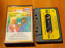 MC/Tina und Tini stehen vor