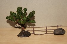 Vau-PE (?)  ,Zaun mit Laubbaum,   gebraucht, ca.  1951