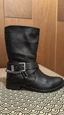 Stradivarius Leder Stiefeletten Boots Stiefel mit Kette Gr 37 - Neu