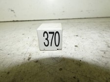 VW Passat 3BG BJ 2003 Relais 370 8D0951253