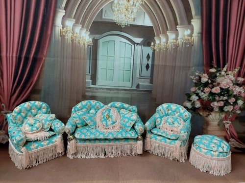Handgefertigtes sofa 1 - handgefertigtes, +1