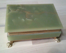 Marmor-Messing  Schatulle-Onyx. Mexico. 14x6x9.