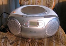PHILIPS AZ127/12 mit CD 