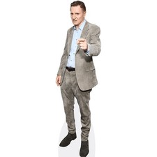 Liam Neeson (Pose)