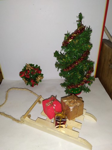 Tannenbaum schlitten kranz - +,