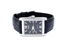 Casio 1330 Tank Style Armbanduhr Herren Quartz Wrist Watch Ø 28 x 33 mm