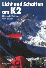Licht und Schatten am K2 von