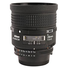 Nikon Nikkor Objektiv AF 28mm