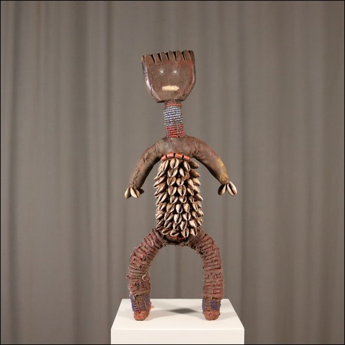 89817 figur namchi - 89817), kamerun
