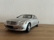 Modellauto 1:18 Mercedes Benz