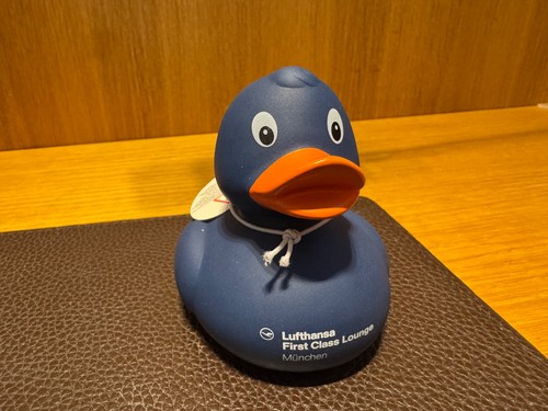 Lufthansa first class ente - class,