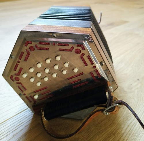 Kleines akkordeon hohner - akkordeon,,
