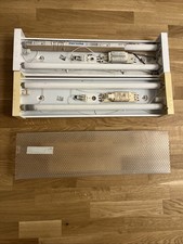 Deckenleuchte mit Leuchstoffröhre