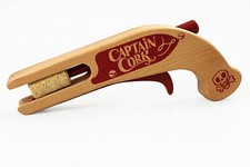 Captain Cork Corkodile Piratenpistole Holzpistole Armbrust Korken Pirat Holz