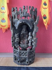 Antik Buddhistischer Altar mit