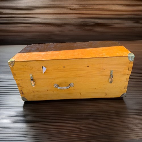 Alter holzkoffer holzkiste - holzkoffer,