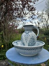 Waschschüssel mit Krug