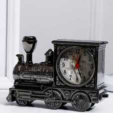 Kreative Uhr im Eisenbahn