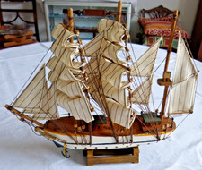 Holzmodell cm 3 - ca.,