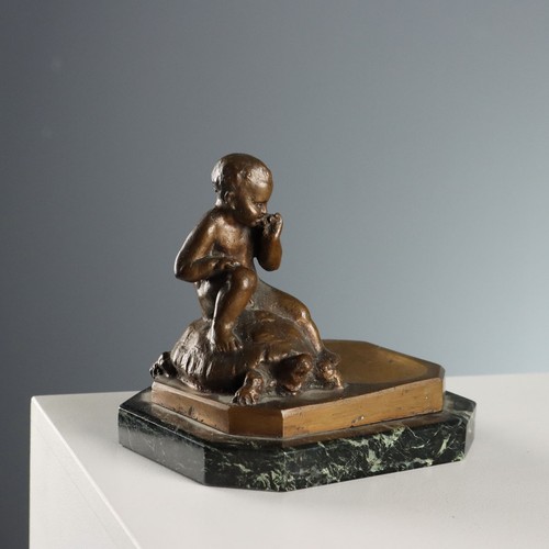 Antike skulptur kind und - antike,