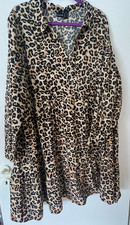 schönes Midikleid im aktuellen Leoprint in Größe 52