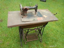 alte Nähmaschine 'VESTA',  sehr dekorativ, schwer
