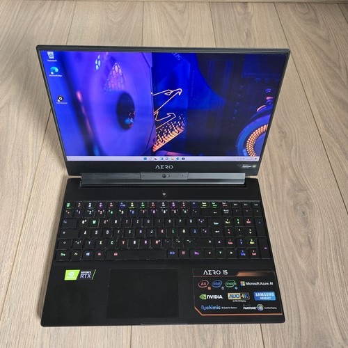 Gigabyte aero y9 - 15,