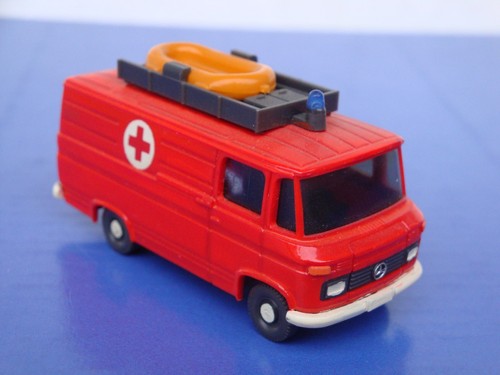 Wiking mercedes benz - wiking,