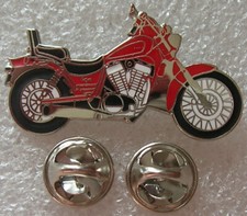 Pin Anstecker Suzuki 1400 Intruder rot red Motorrad Motorbike Moto Art. 0080