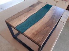  Epoxidharz Tisch in Nußbaum