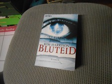 Kim Harrison; Vanessa Lamatsch