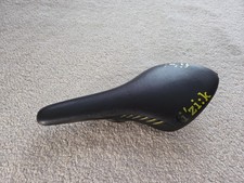 Fizik Arione Sattel 142 mm mit