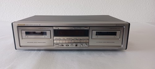 Stereo double cassete deck - stereo,