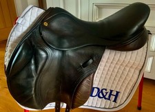 Schwarzer Country Springsattel