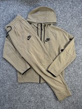 Nike Tech Fleece Anzug