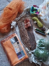 Bastelpaket - Streuteile Glitzersteine 3-D-Papiere Muscheln Blumen 2 Bücher