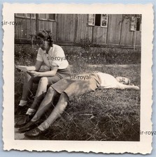 Hübsche RAD Arbeitsmaiden