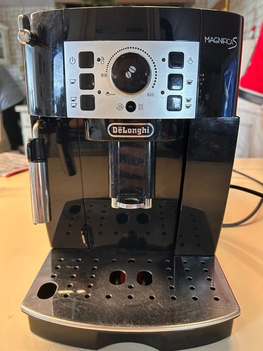 Longhi magnifica ecam - de'longhi, s