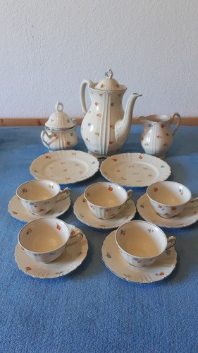 Kaffee und speisenservice - und,