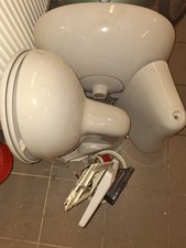 WC komplett mit Waschtisch und Zubehör manhattan