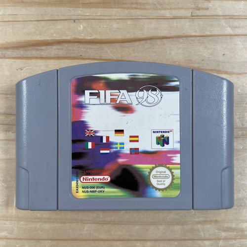 N64 spiel fifa - •,
