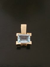 Schöner Anhänger 585