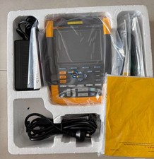 FLUKE 190-204 Handheld