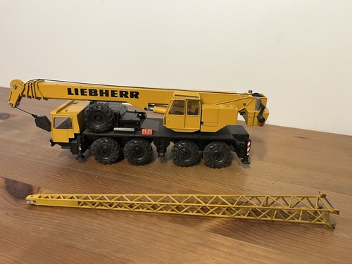 Modell liebherr ltm 1060 - liebherr, von