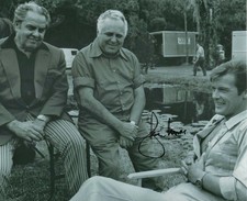 ROGER MOORE (†) ⭐ Original