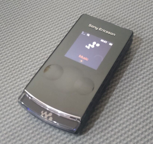 Sony ericsson w980 - -, flip