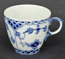 Royal Copenhagen Musselmalet Vollspitze Tasse 1038