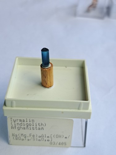 Turmalin kristall indigolith - kristall,