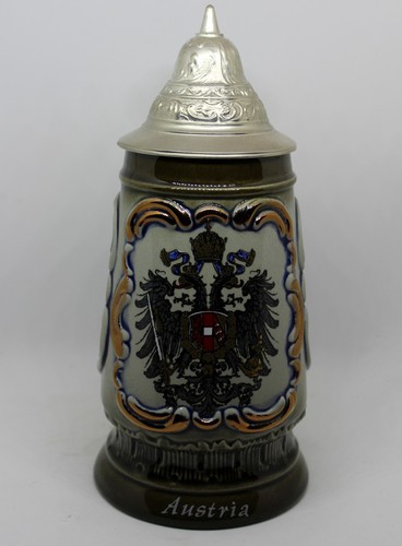 Bierkrug mit zinndeckel - bierkrug,